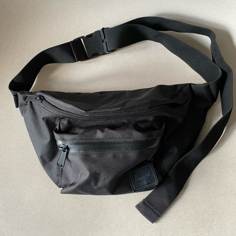 Black Herschel Fanny Pack